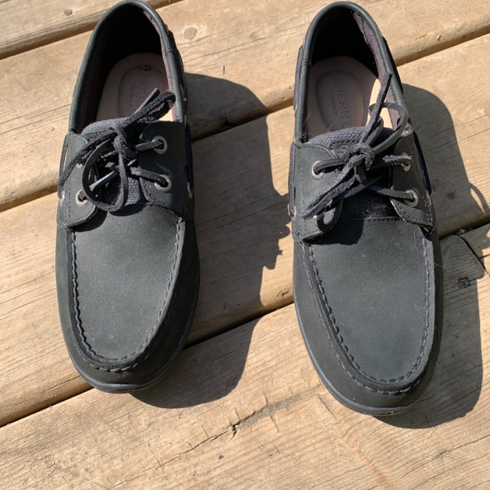 Sperry shoes - Picture 2 of 2